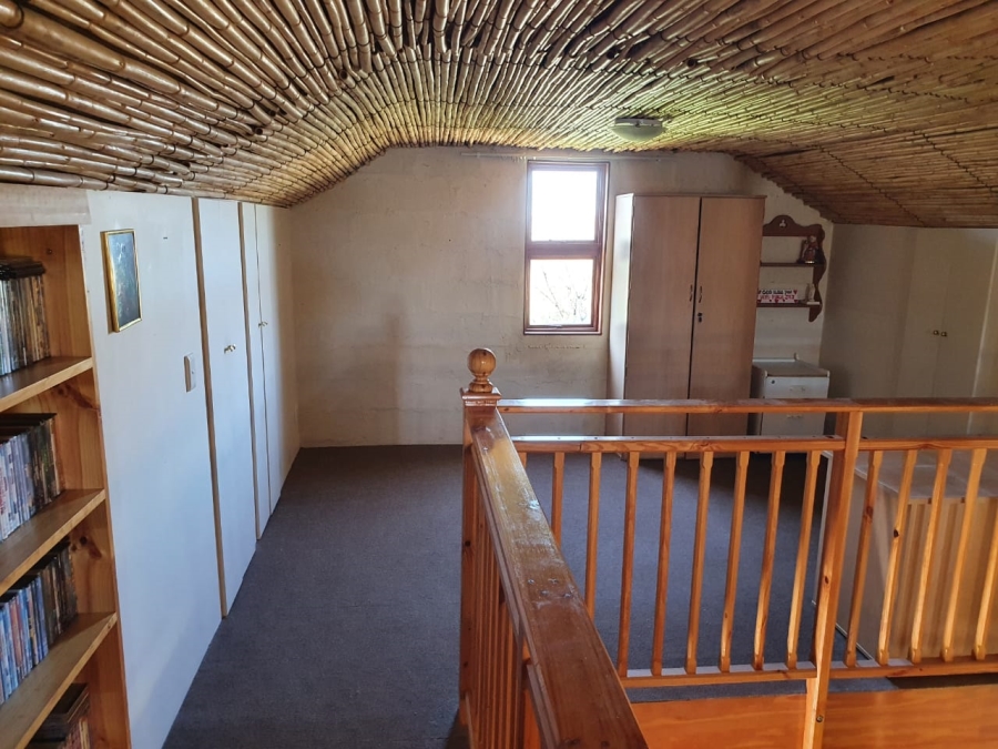  Bedroom Property for Sale in Van Wyksdorp Western Cape